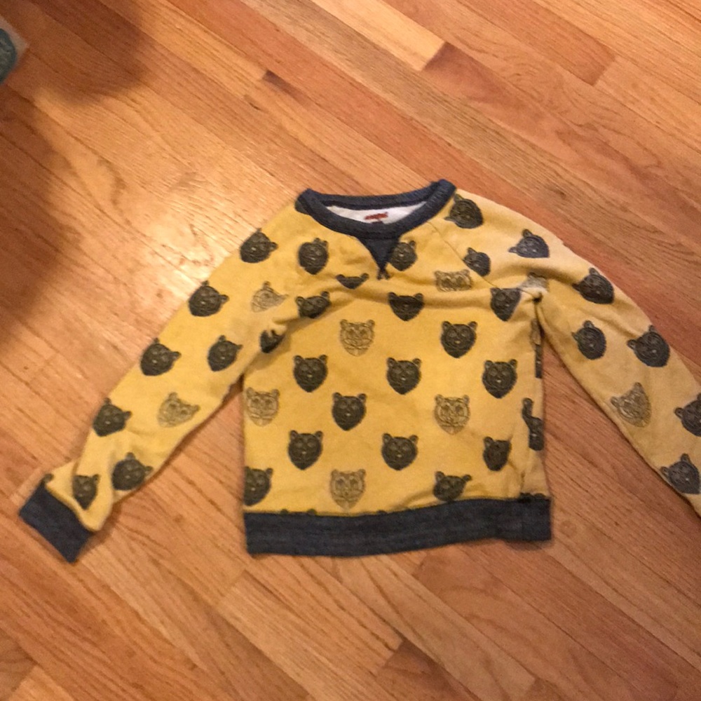 Boys sweat shirt